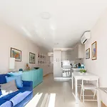 Le Diplomate By Interhome Διαμέρισμα *