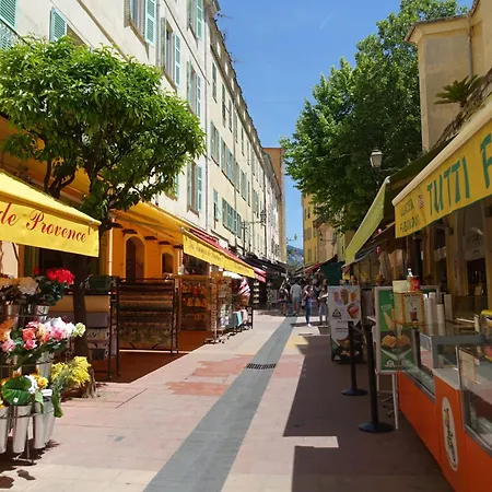 Le Diplomate By Interhome *