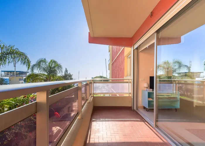 Le Diplomate By Interhome *