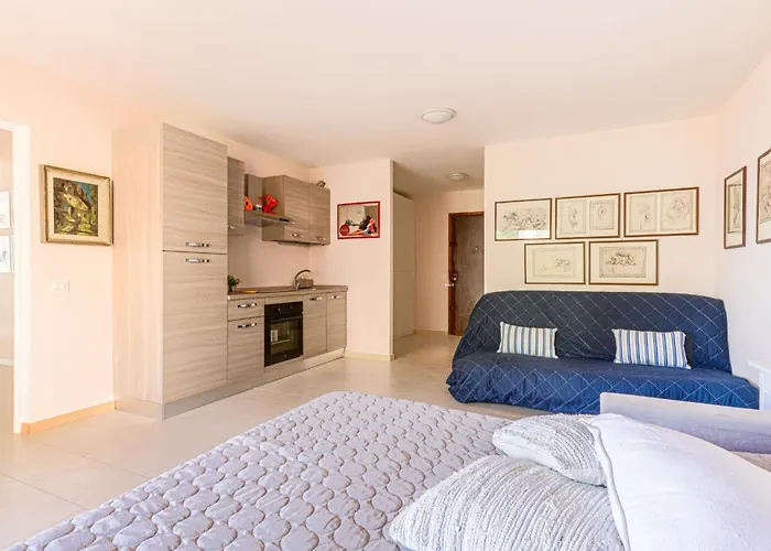 아파트 Le Diplomate By Interhome