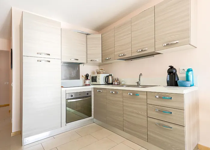 شقة Le Diplomate By Interhome مينتون