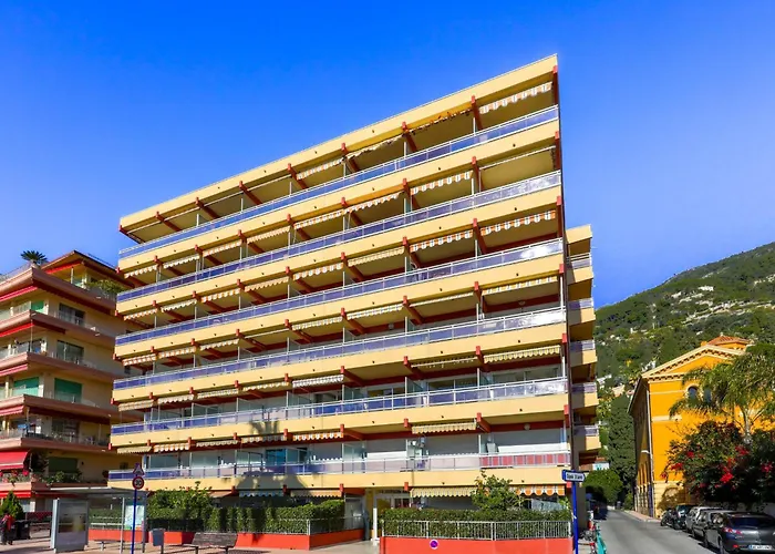 Le Diplomate By Interhome